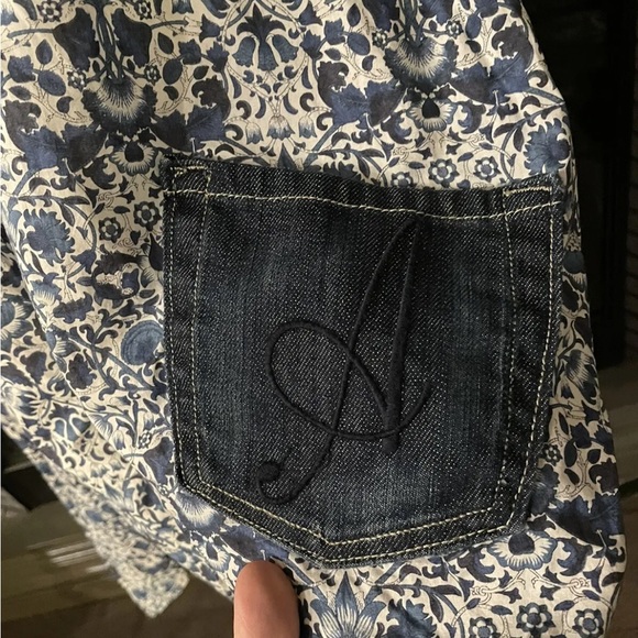 AVOCA Anthology Cotton & Denim top - Picture 2 of 3